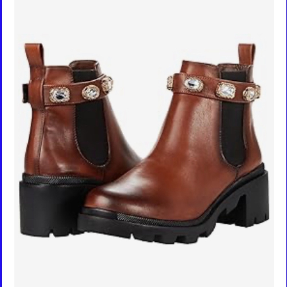 Steve Madden Amulet Booties